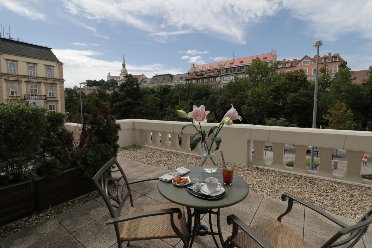 Radisson Blu Carlton Hotel, Bratislava Exterior foto